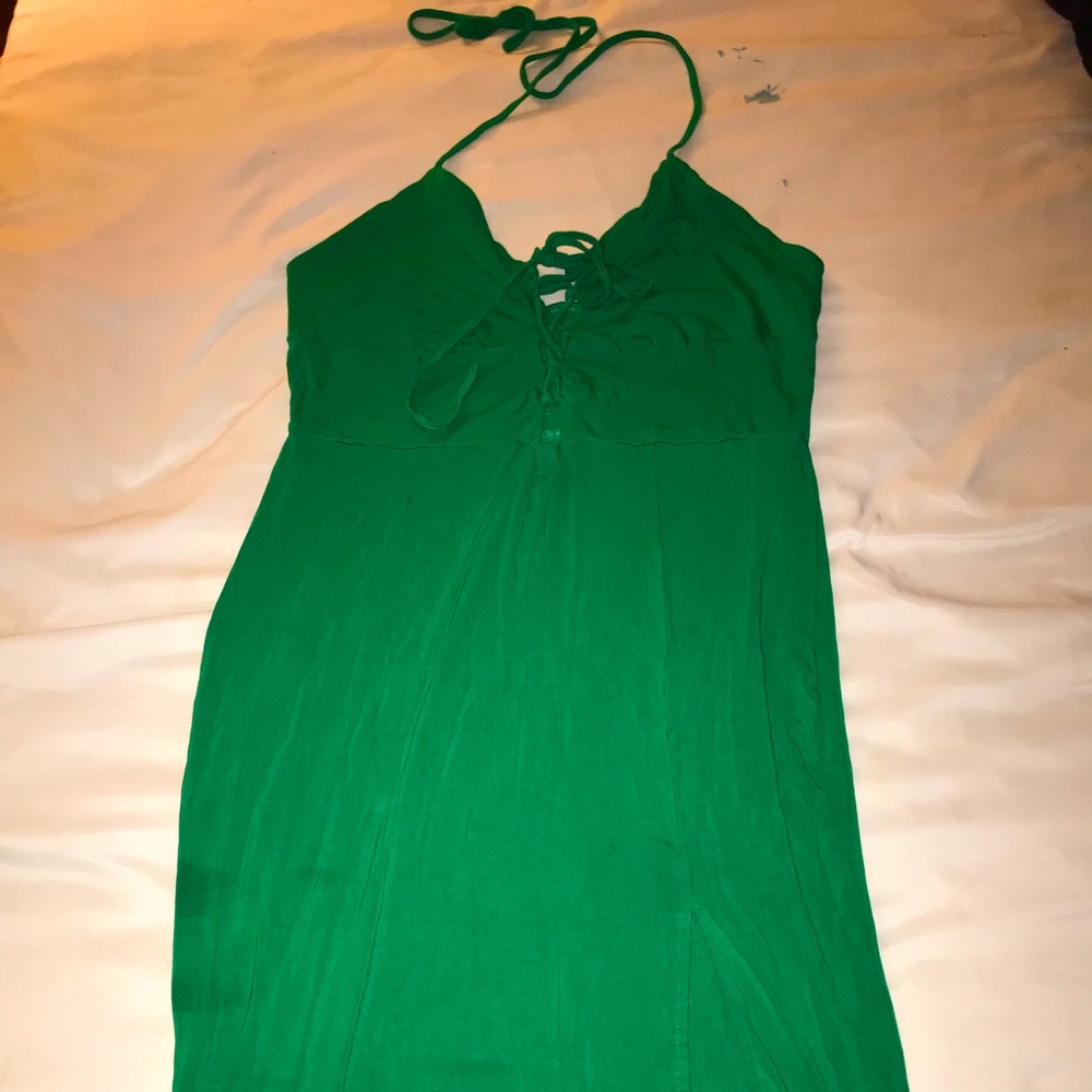 Enchanting Emerald: Maxi Dress with Thigh-High Slit